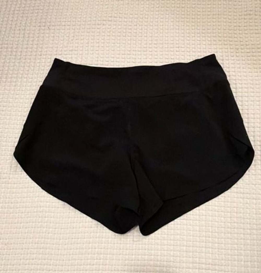 Athleta Run With It 3.5" Short Black Size S